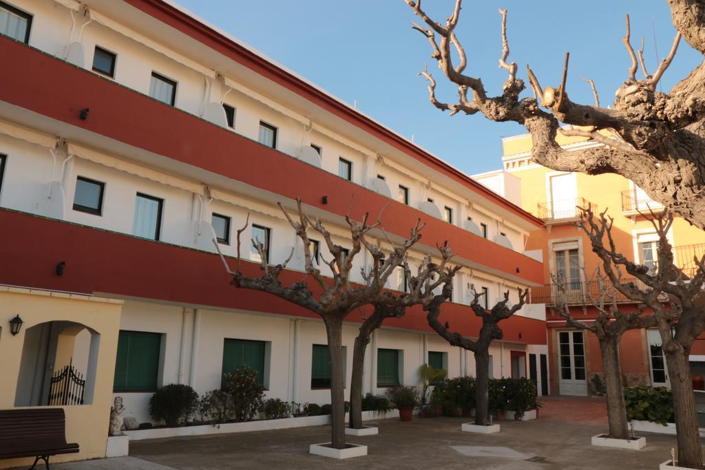 Hostal Plaja I Pati De Can Plaja Палафружель Экстерьер фото